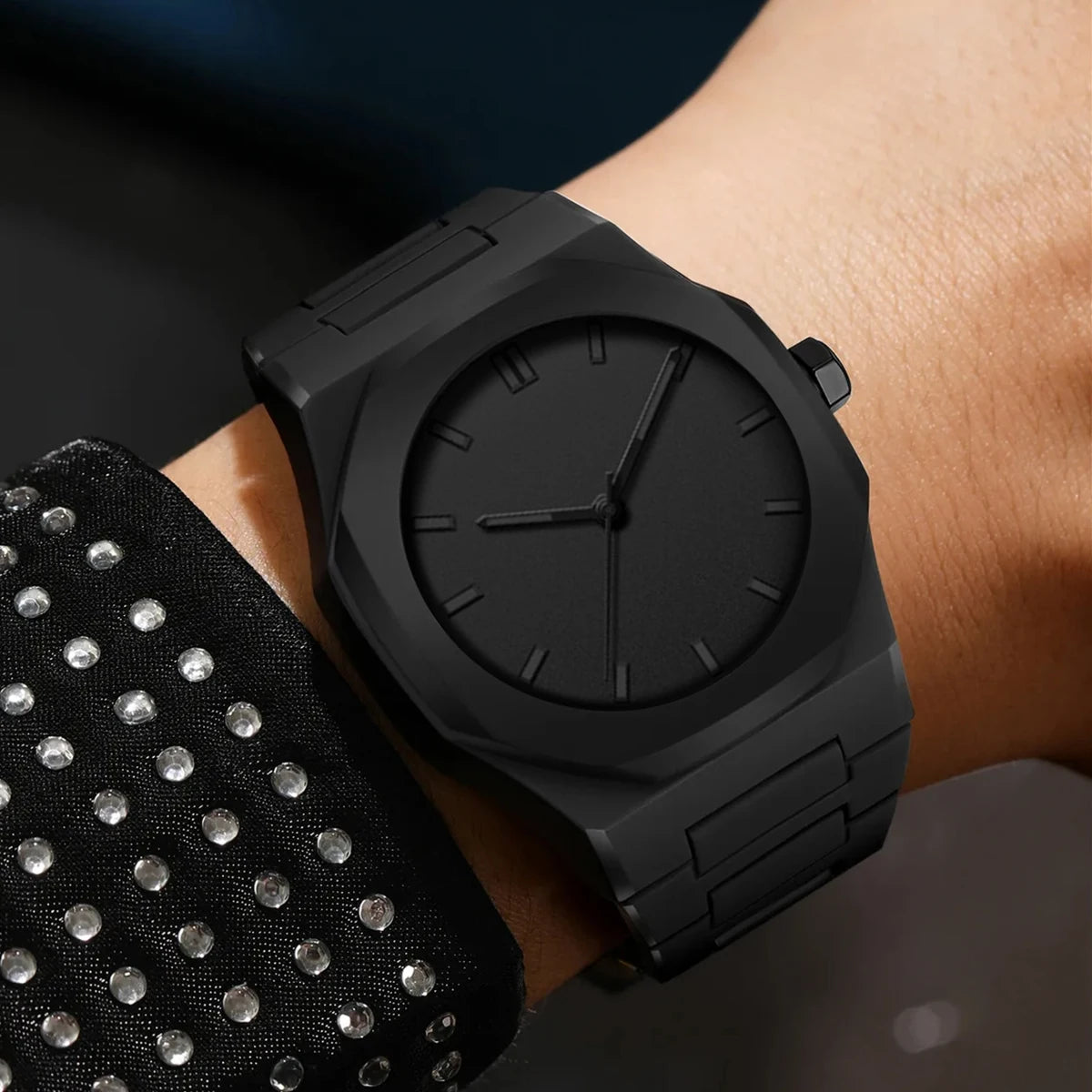 Minimalist Black Stainless Steel Watch