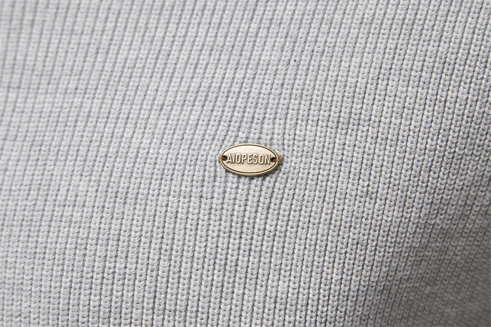Classic Ribbed Knit Zip Pullover