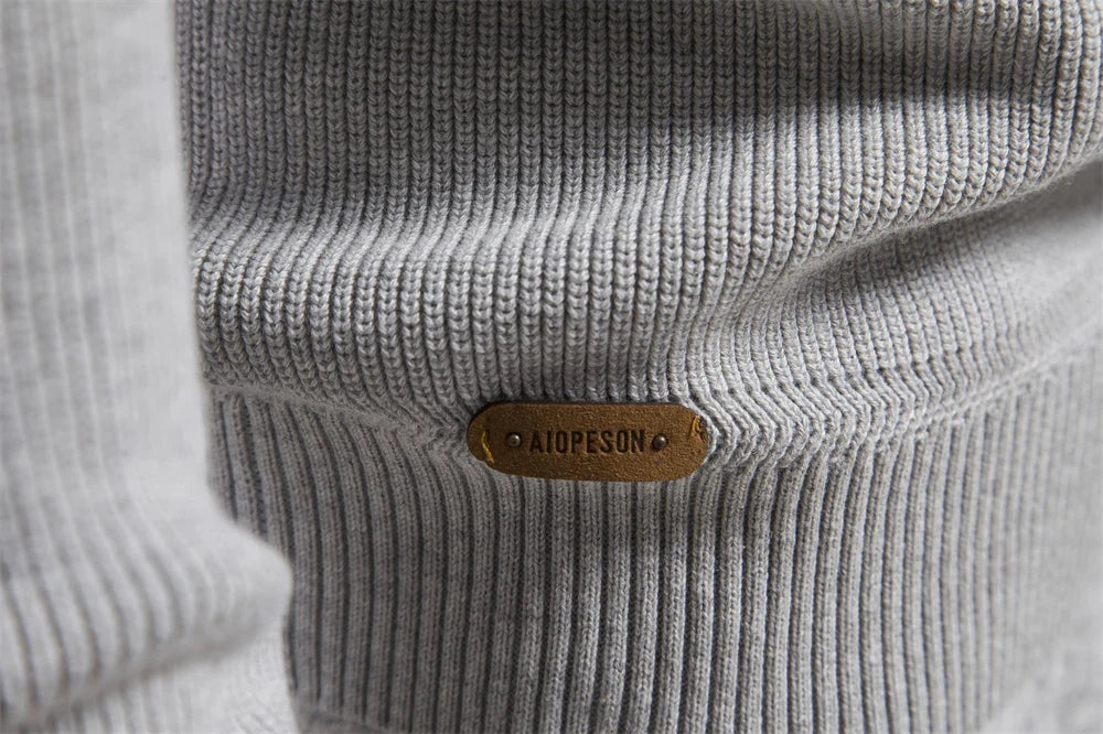 Classic Ribbed Knit Zip Pullover